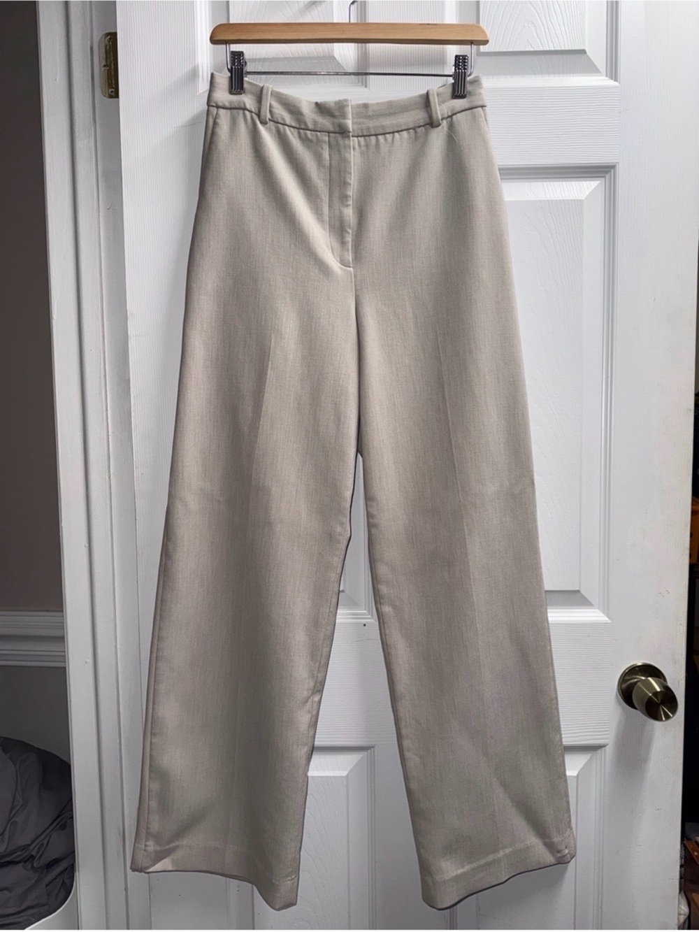 Aritzia Wide Leg Trousers in Light Beige